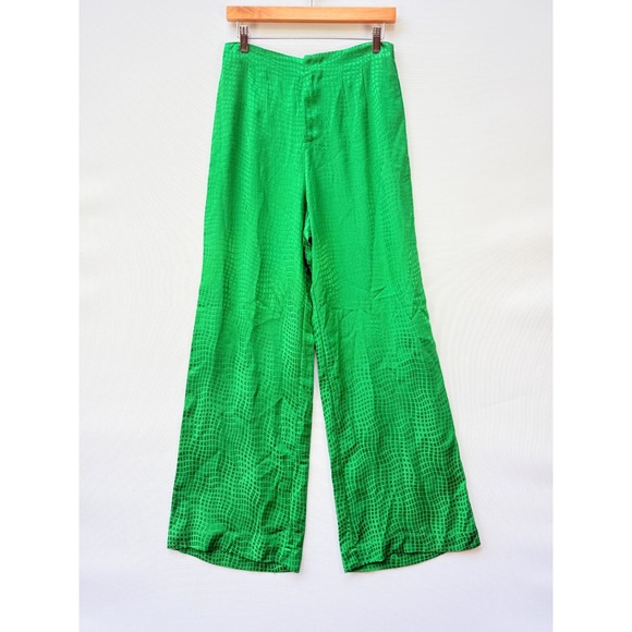 ASTR the Label Pants - NEW ASTR the Label Small Green Wide‎ Leg Pants High Rise Textured Shiny Trousers